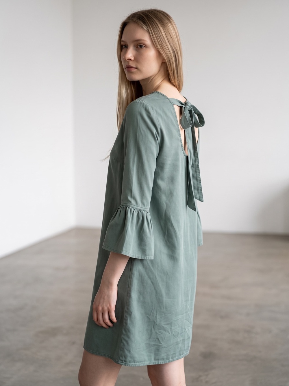 Velvet Heart Sage Green Back-Tie Bell Sleeve Mini Dress Size S